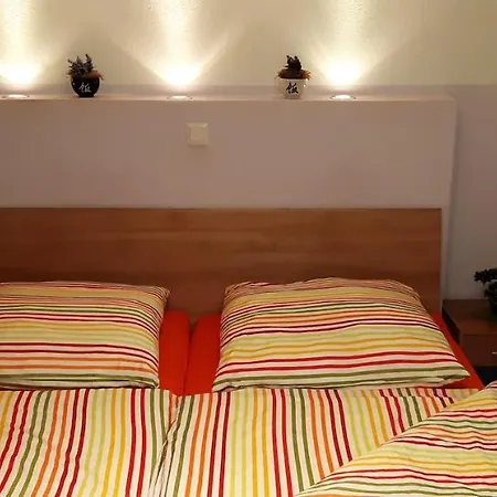 Ferienwohnung Spandau * برلين